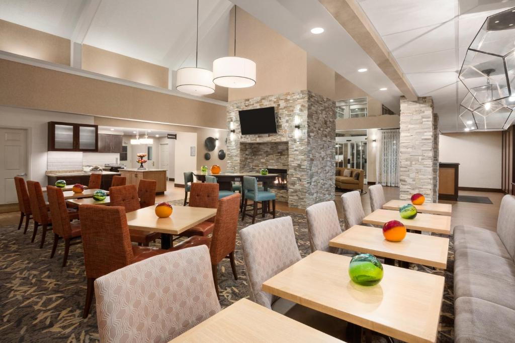 Homewood Suites by Hilton Dallas-Park Central Area image 17