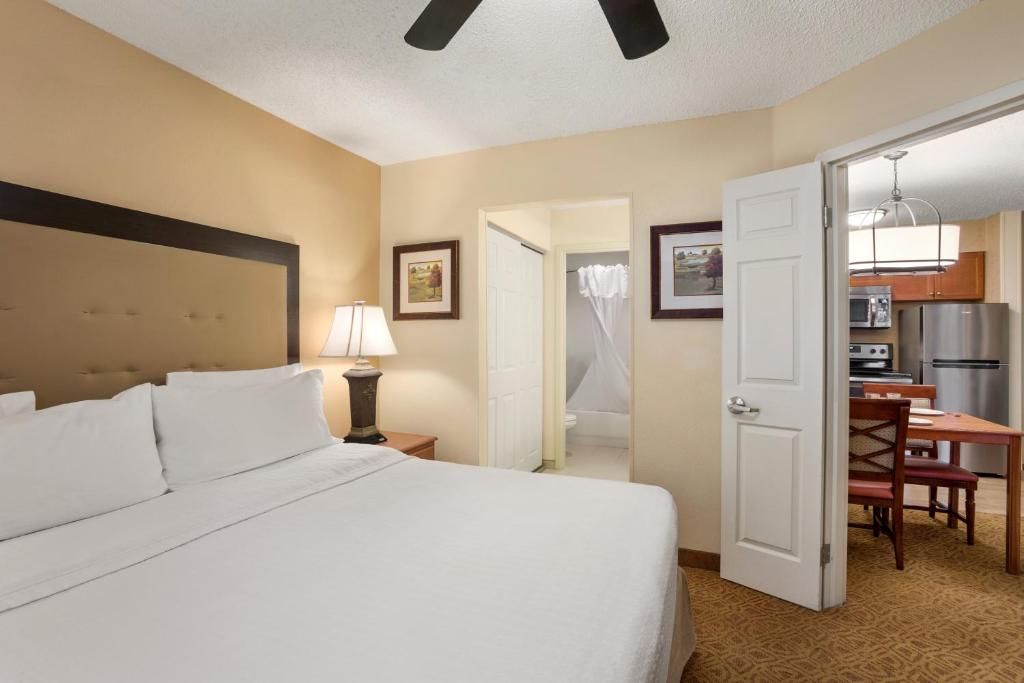 Homewood Suites by Hilton Dallas-Park Central Area image 25